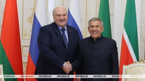 Глава Татарстана вручил Александру Лукашенко орден Дружбы