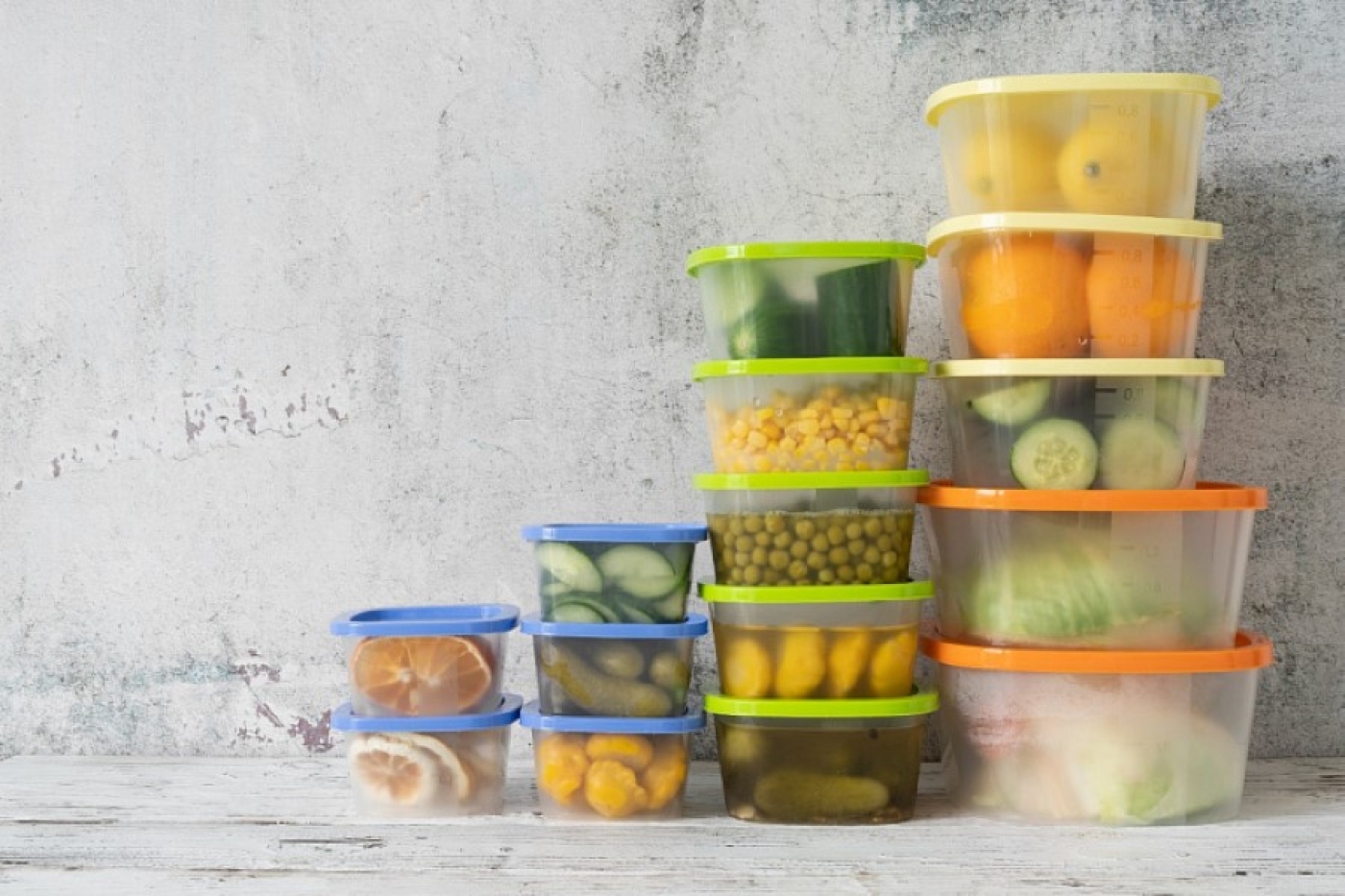 Пластиковые контейнеры опасны для этих продуктов – вот почему