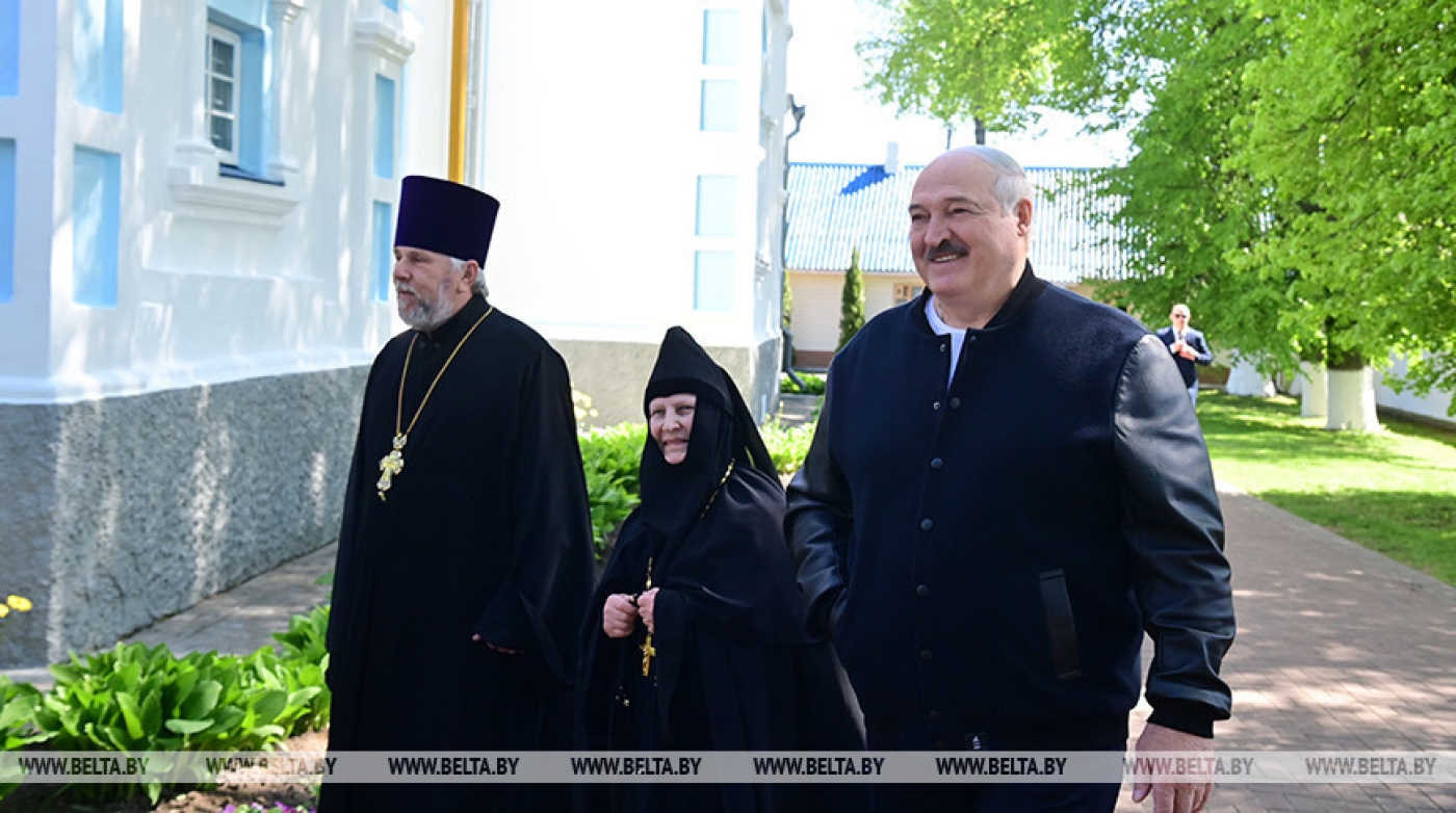 "Он у нас был в сердцах". Лукашенко о светлом празднике Пасхи и воспоминаниях детства