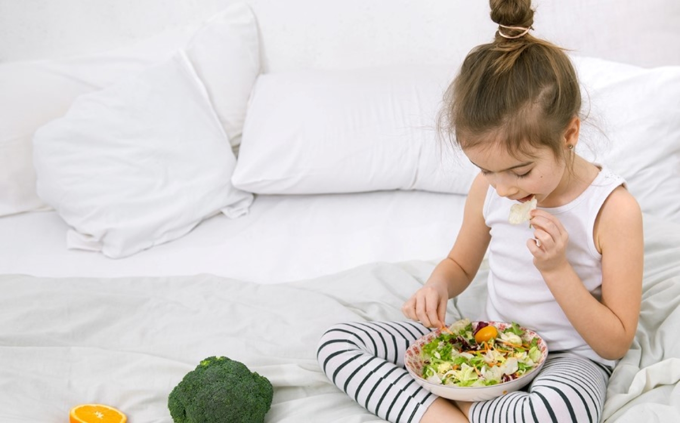 Врач-педиатр рассказала об особенностях детского питания летом