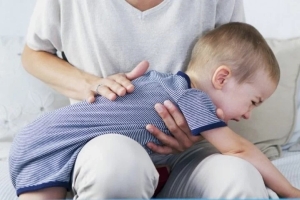 Счет идет на секунды: как правильно оказать первую помощь, если человек подавился