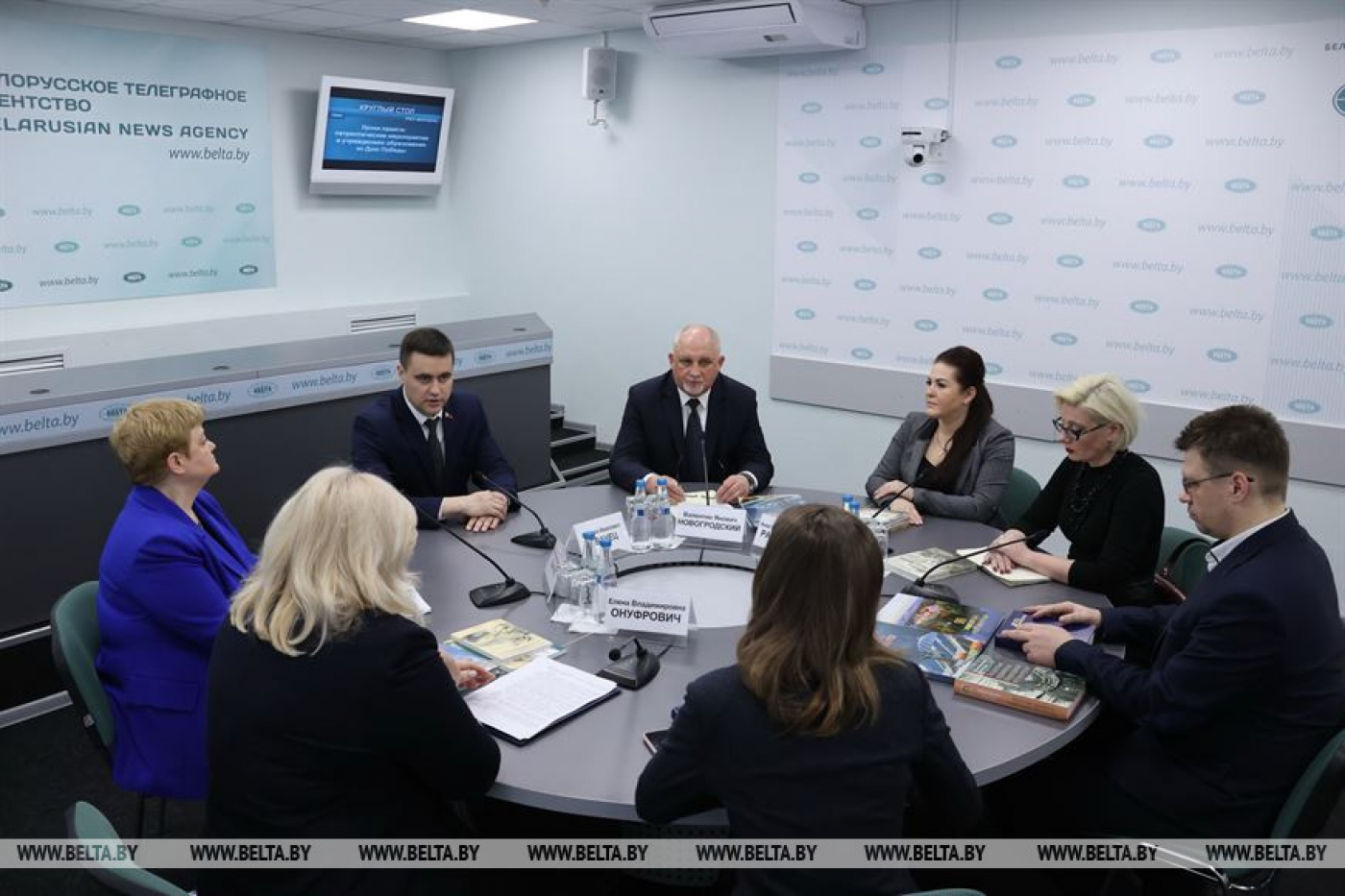 Иванец: воспитывать у молодежи уважительное отношение к своей истории крайне важно