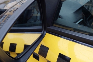 Бдительный таксист уберег пенсионера из Брестского района от передачи аферистам более 120 тыс. рублей