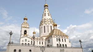 Православные верующие празднуют Преображение Господне