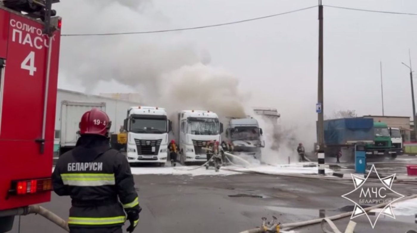 На "Беларуськалии" загорелись два грузовика, возгорание ликвидировано