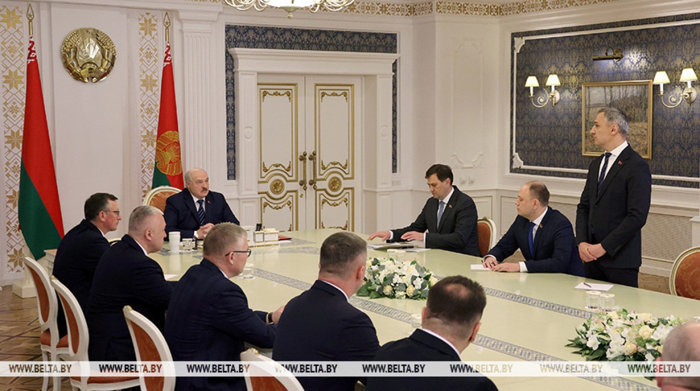 Лукашенко новому главе "Беллесбумпрома": нужно искать внутренние резервы, а не рассчитывать на реструктуризацию