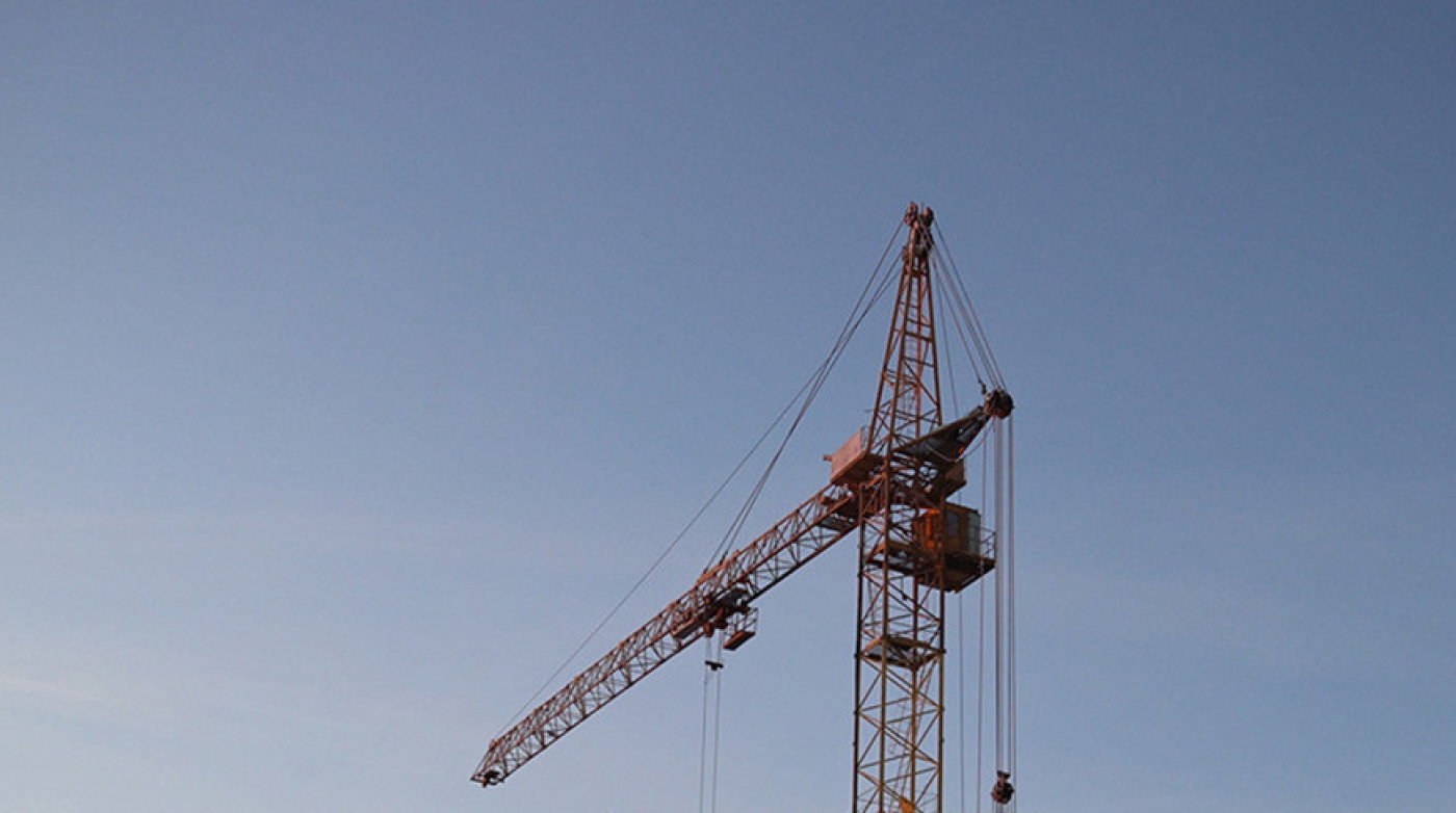 Лукашенко предложили оказать господдержку двум стройорганизациям, но он документ "с колена не подписал"