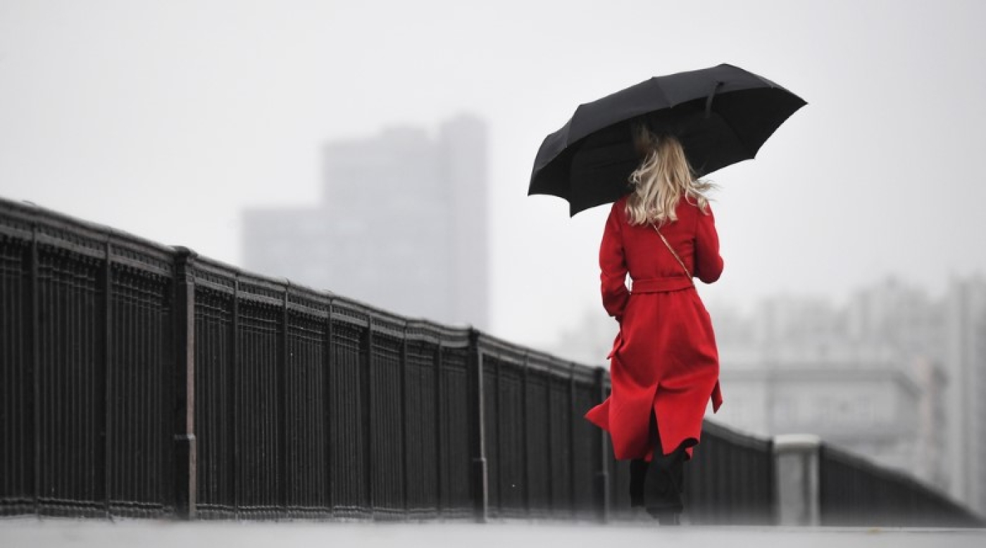 Оранжевый уровень опасности из-за гроз и шквалистого ветра объявлен сегодня в Беларуси