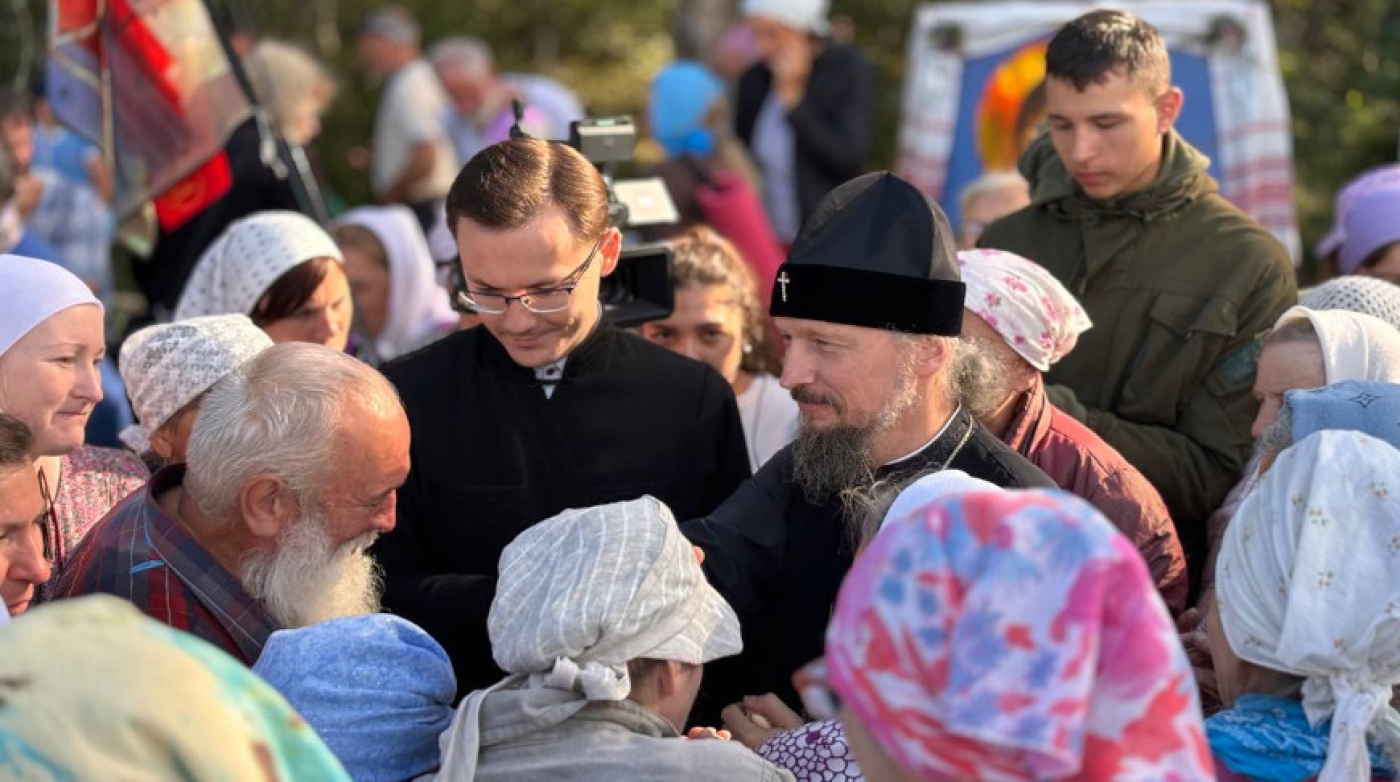 Молитва не имеет пределов. Митрополит Вениамин обратился к участникам Всебелорусского крестного хода