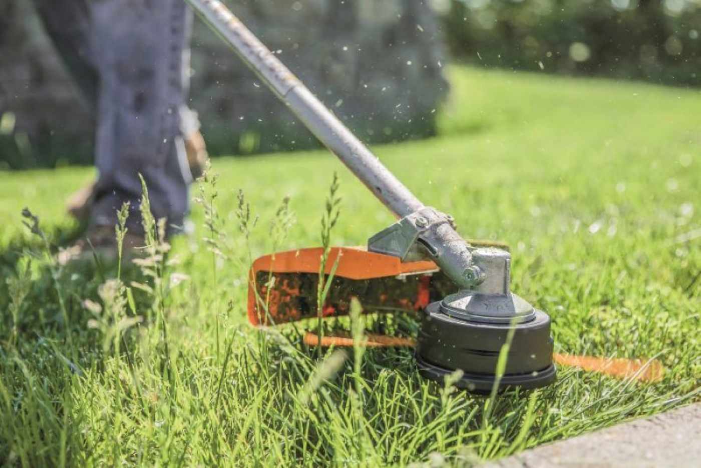 Не рекомендация, а обязанность благоустраивать территорию около дома!