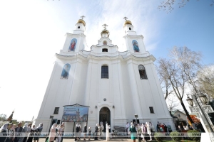 Лукашенко отметил символизм того, что праздник Пасхи совпал у православных и католиков