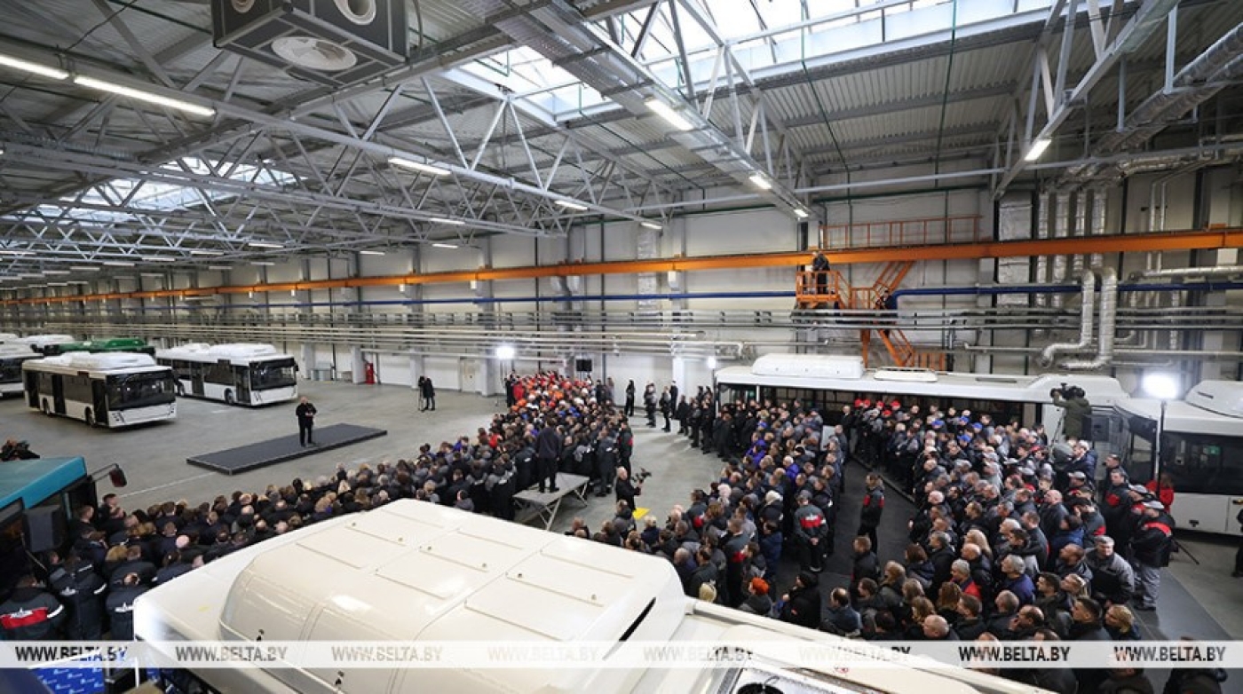 Лукашенко поделился с заводчанами одним из своих президентских принципов