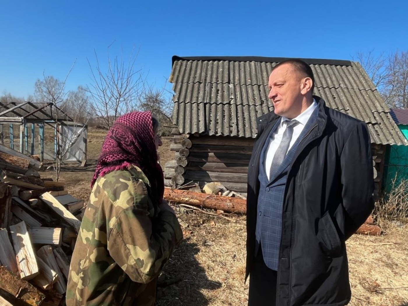 А давайте наводить порядок вместе: видео из деревни Березинского района вызвало бурные обсуждения в TikTok