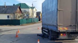 В Витебске грузовик столкнулся с электросамокатом