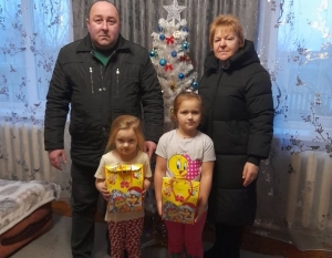 "Сладкие подарки от СУП "Здравушка-агро" для многодетных семей