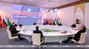 Лукашенко видит возможность для стран Содружества снизить зависимость от общемировых потрясений