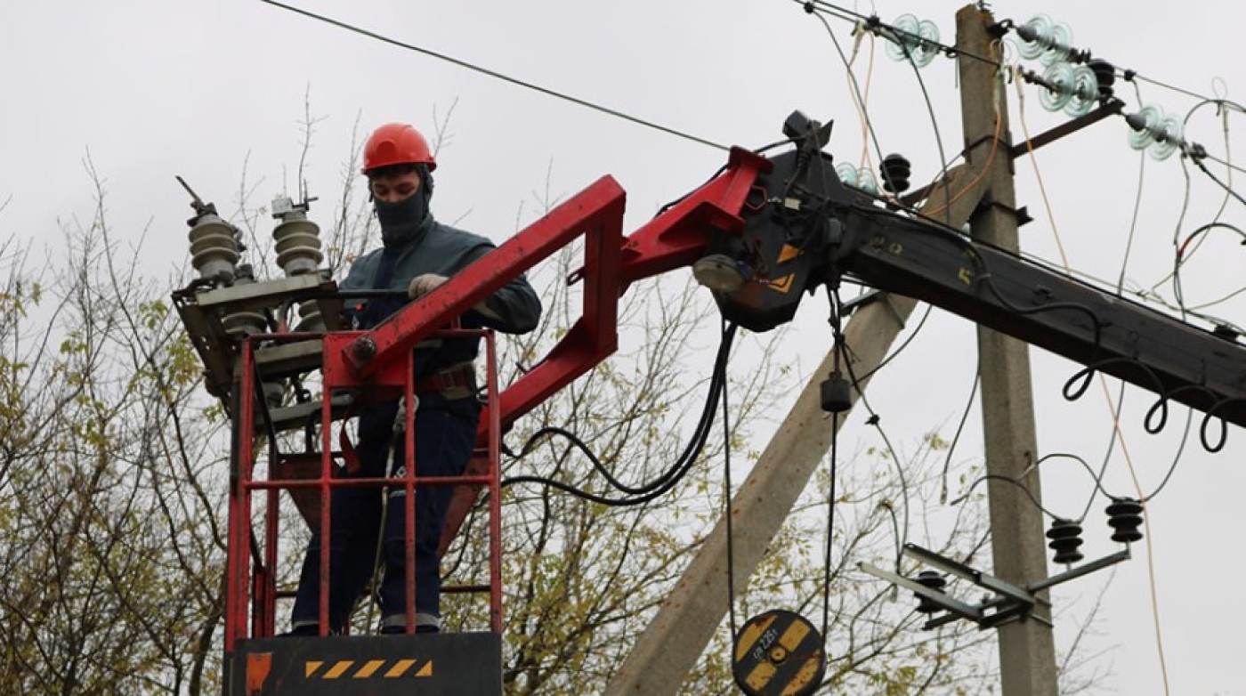 Шквалистый ветер, дождь и мокрый снег стали причиной перебоев электроснабжения в Минской области