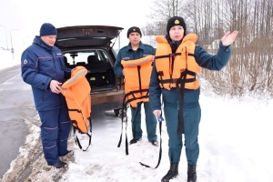 Выконвайце правілы бяспекі на лёдзе!