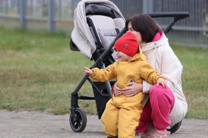 Замуж - в 27, через год - ребенок. Белстат опубликовал портрет среднестатистической белоруски