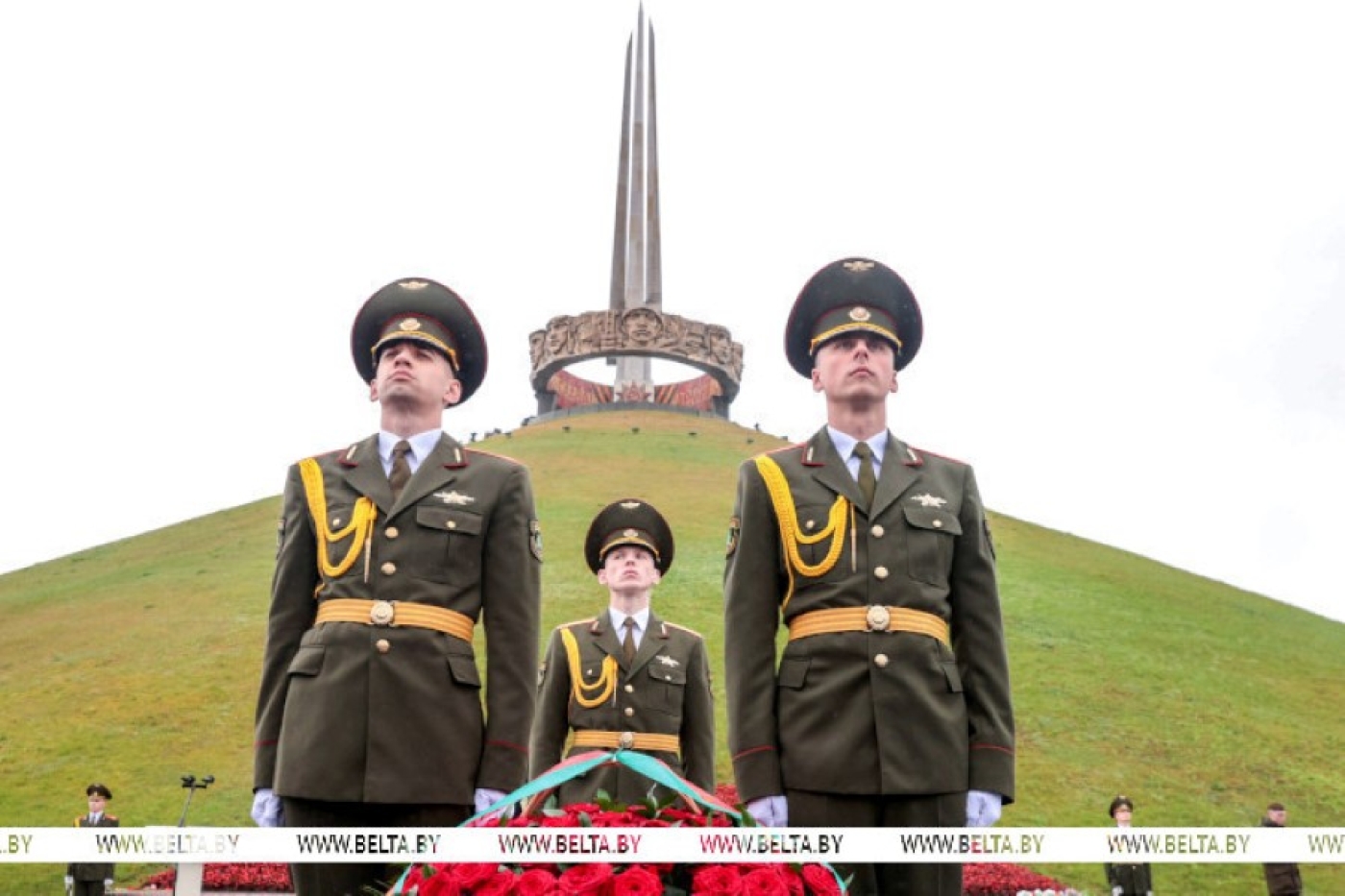 Общенациональная минута молчания прошла в Беларуси