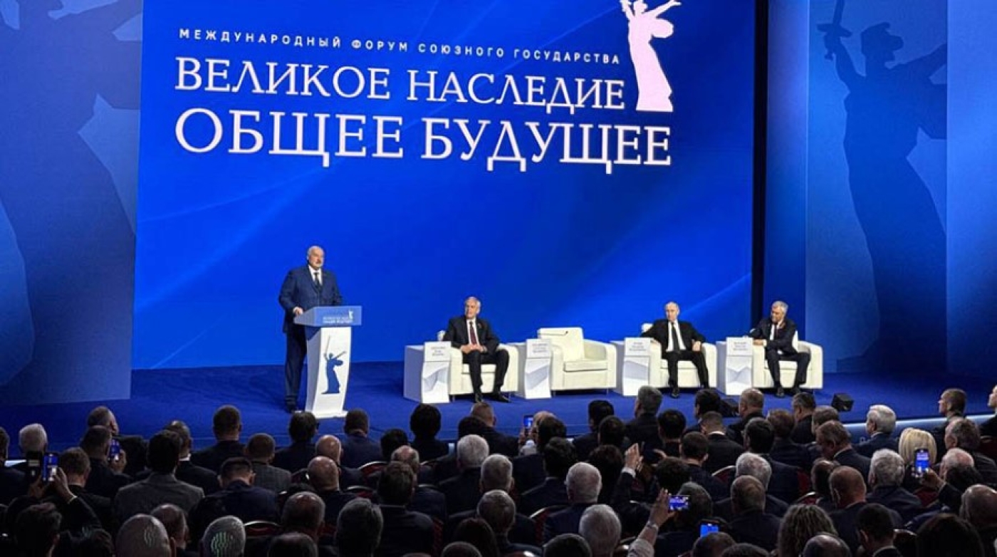 Лукашенко рассказал, кто и когда открыл настоящий второй фронт. И это не американцы с французами