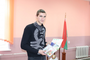 Голосует – молодежь