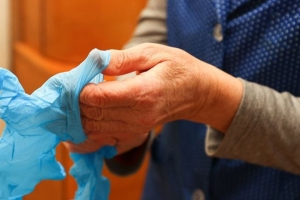 Минтруда: ежегодно охват услугой персонального ассистента увеличивается в среднем на 20%