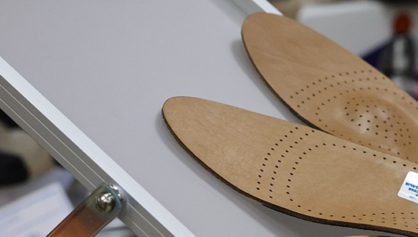 Ортопедическая обувь и стельки детям. Где и как их получить бесплатно, рассказали в Минтруда