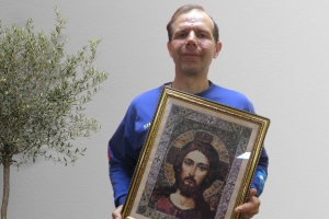 И улья ставить, и за кроликами приглядывать
