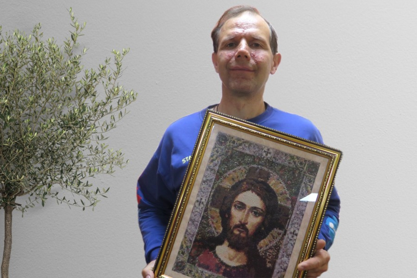 И улья ставить, и за кроликами приглядывать