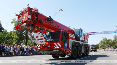 Чествуем смелых и отважных людей". Лукашенко поздравил спасателей с профессиональным праздником