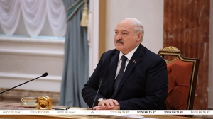 "Мяч на их стороне". Лукашенко заявил о готовности Беларуси "хоть завтра" нормализовать отношения с Польшей