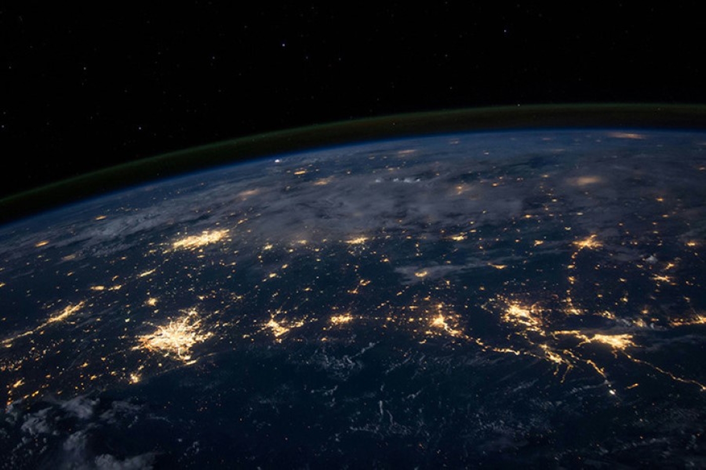 Самый мощный за четверть века радиационный шторм происходит в окрестностях Земли