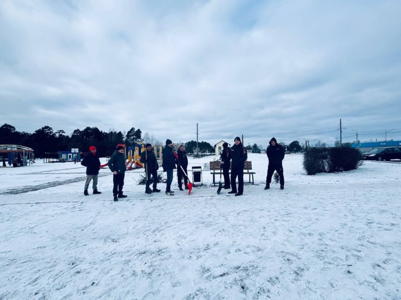 В Березино прошла акция по благоустройству с участием граждан, состоящих на учете в РОВД