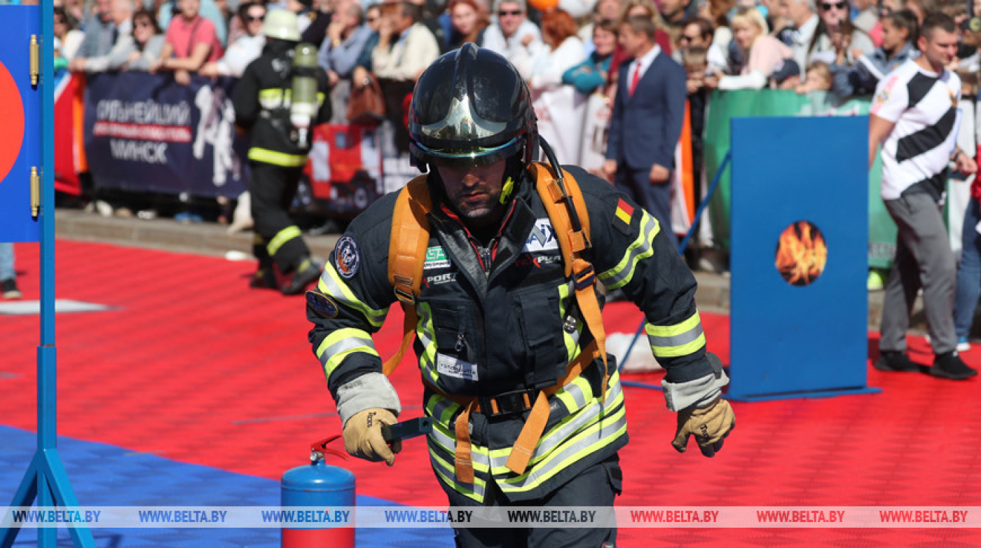 Более 70 человек поборются за звание сильнейшего пожарного-спасателя на соревнованиях в Бресте