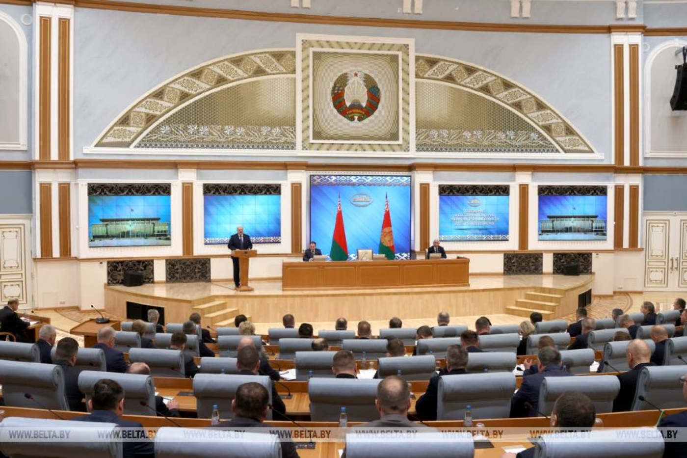 "Вопрос будущего страны". Лукашенко ставит задачу выйти на японский уровень качества продукции