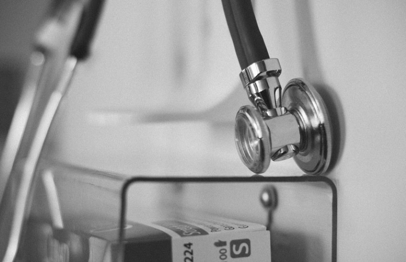 Кардиолог назвал симптомы опасного сгущения крови