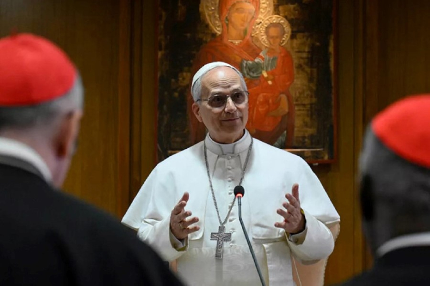 Папа Римский в рождественском обращении призвал к общности и пожелал завершения всех конфликтов