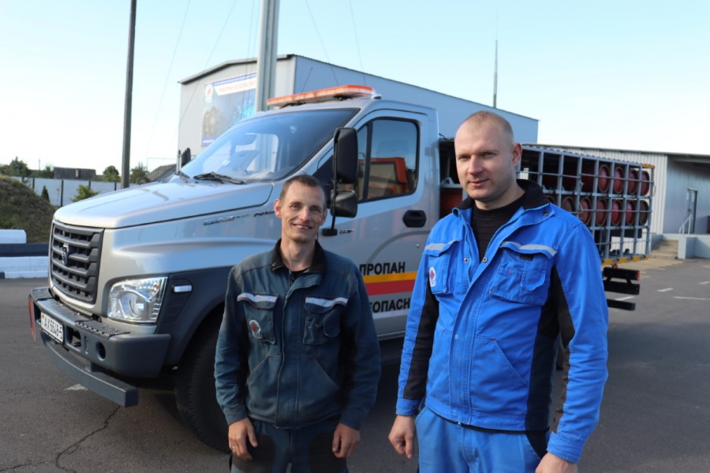 Да прафесійнага свята - новая машына