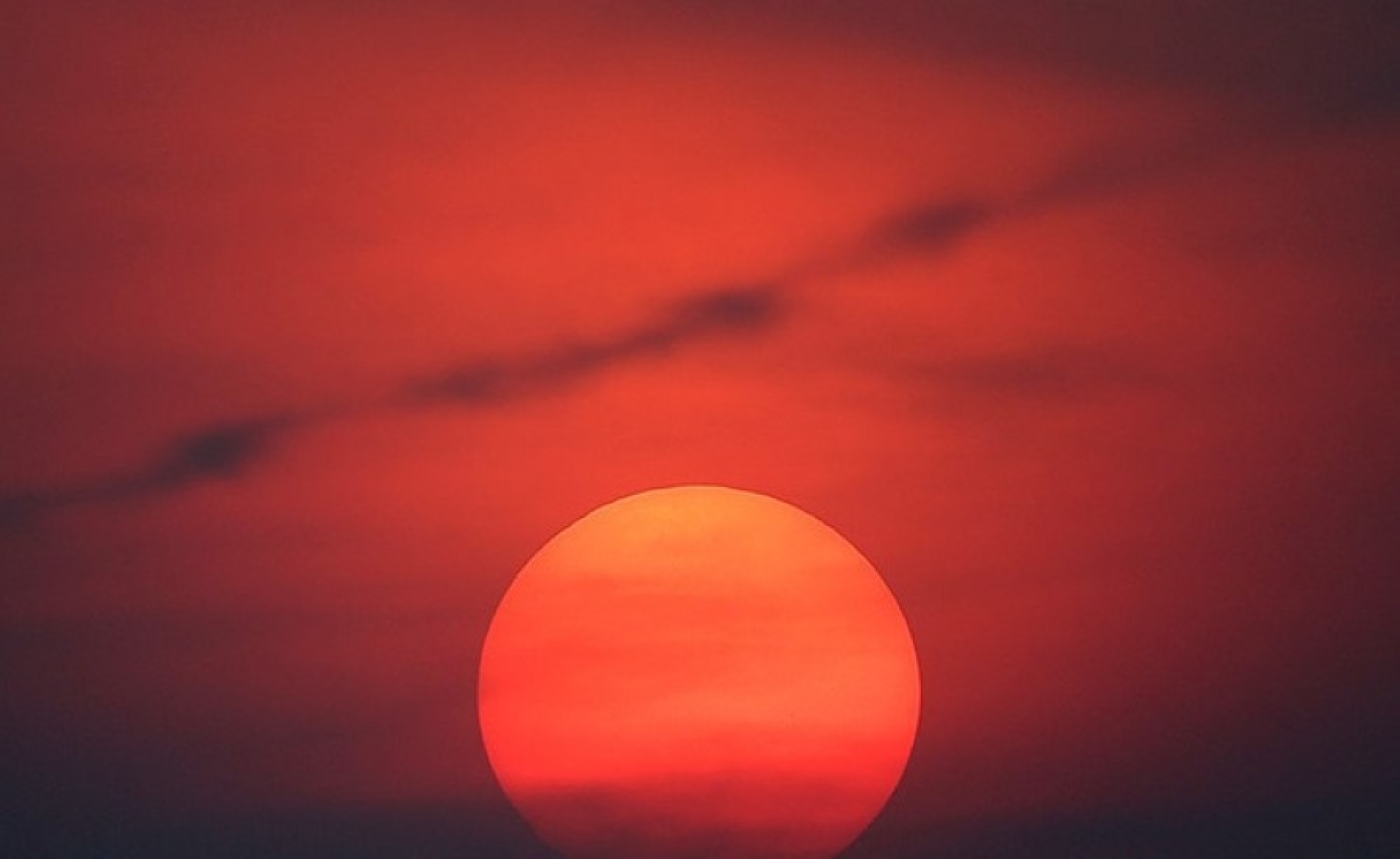 На Солнце произошли три сильные вспышки