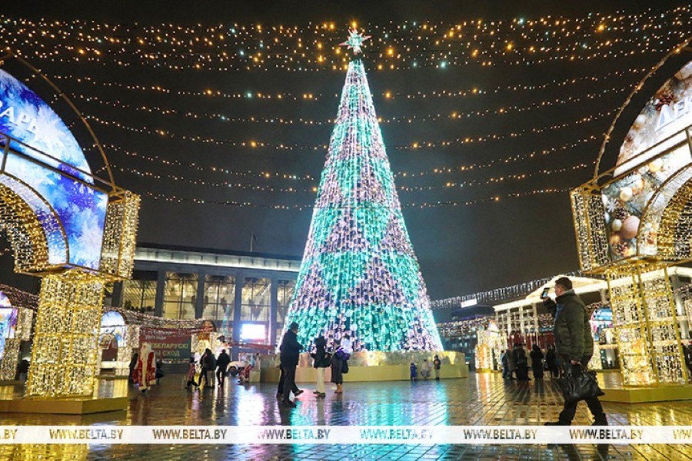 Лукашенко поставил силовикам "новогоднюю" задачу. Вольфович поделился подробностями