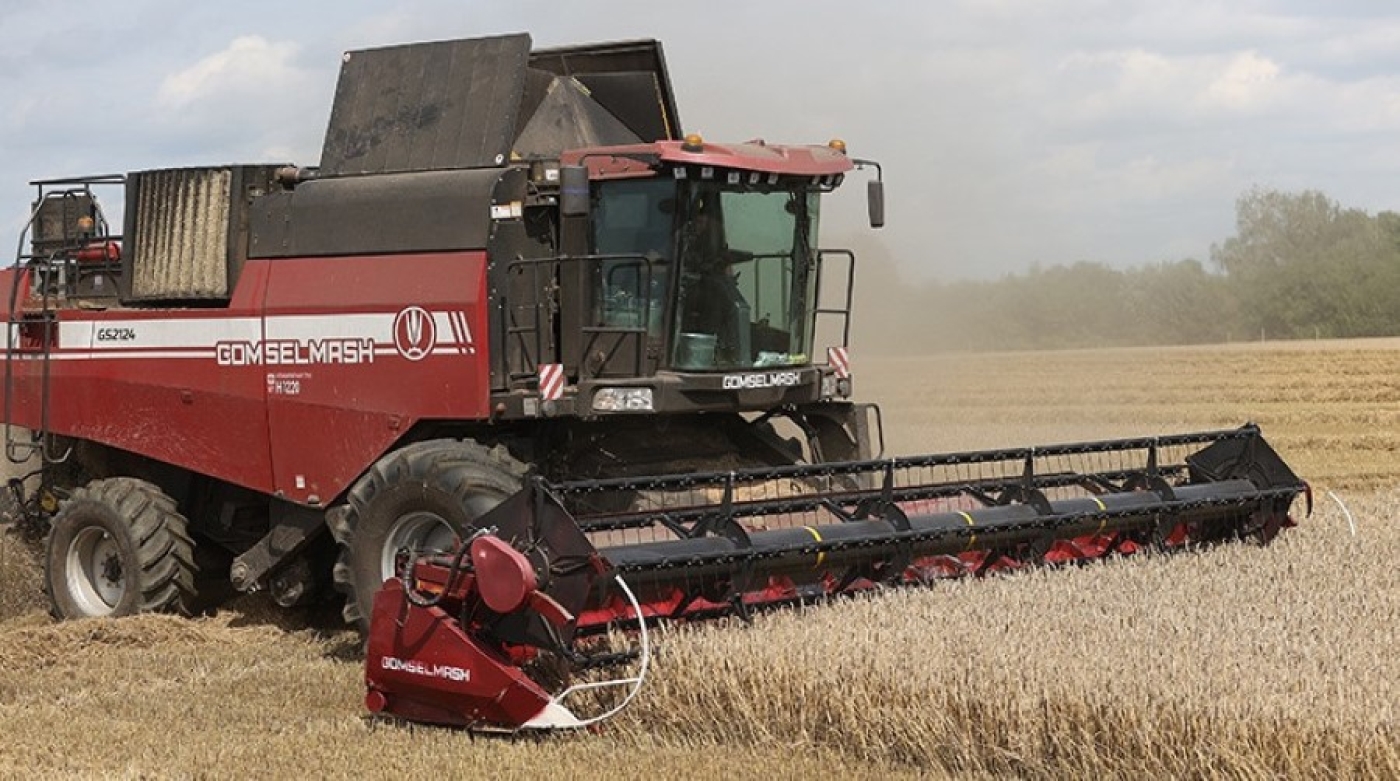 Аграрии Минской области намолотили 2 млн тонн зерна