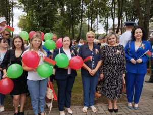 Урачысты мітынг да Дня Незалежнасці Рэспублікі Беларусь прайшоў у гарадскім скверы