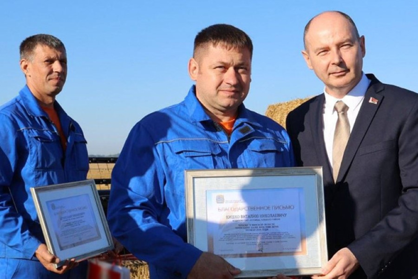 Кушнаренко поздравил передовиков жатвы, которые помогали другим районам