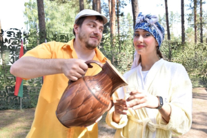 Чье «подворье» лучше?