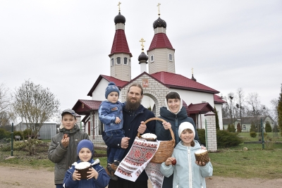 Как готовятся к Пасхе в семье отца Алексея