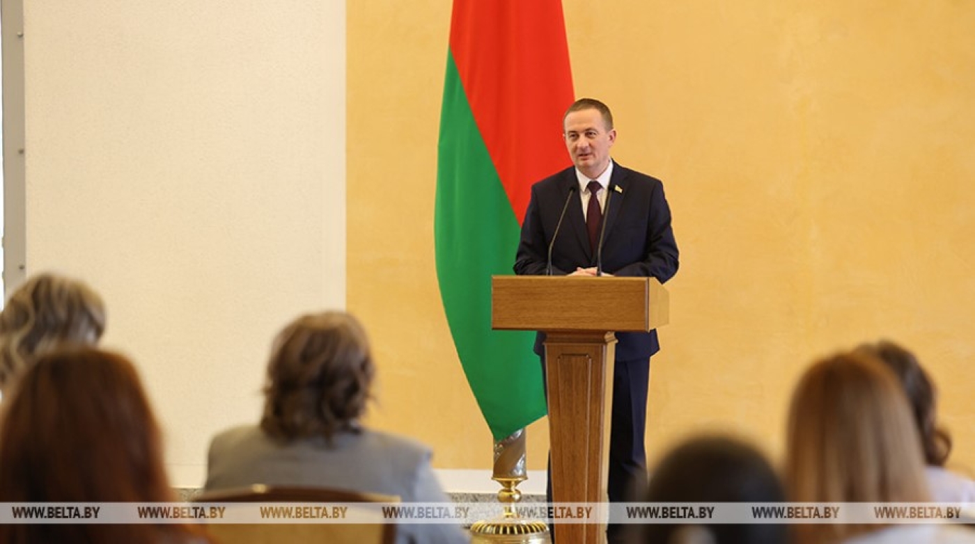 Турчин на вручении ордена Матери: воспитать пять и более детей - тяжелый труд, но благодарный