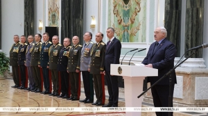 "Пока взаимности не видим". Лукашенко о предложениях по урегулированию отношений с Польшей и Литвой