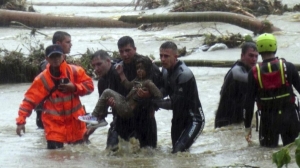В Турции ливни затопили дома и подземные переходы
