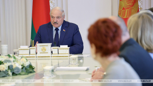 Лукашенко: лучшие зарубежные образцы надо тащить сюда